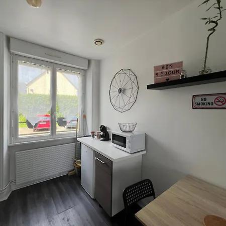 Apartman Joli T1 Avec Parking Gratuit *